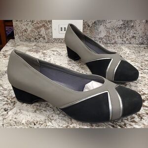 New Comfort Well dress shoes